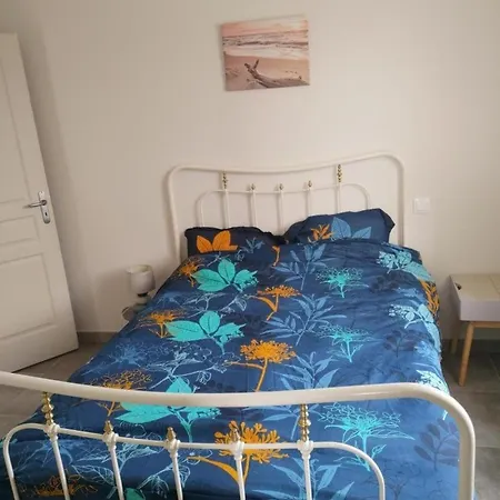 Pres De Royan 7 Minutes Confort Calme Rdc Espace Detente Jardin