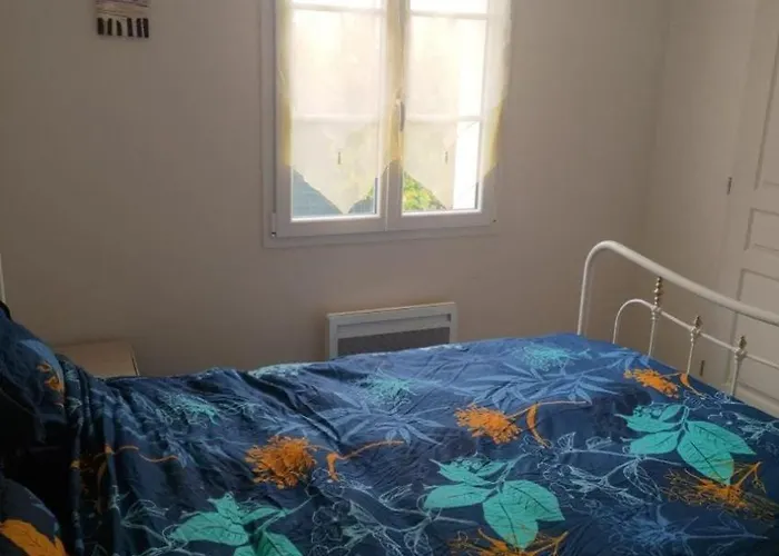 Pres De Royan 7 Minutes Confort Calme Rdc Espace Detente Jardin *