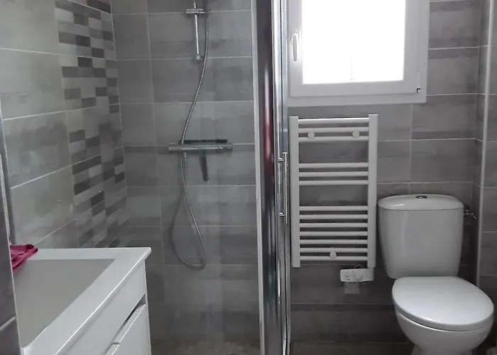 Pres De Royan 7 Minutes Confort Calme Rdc Espace Detente Jardin 公寓 Sémussac